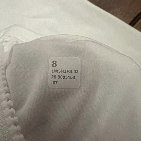 NWT Lululemon Define Cropped Jacket Nulu - White - Size 8 - Picture 3 of 5